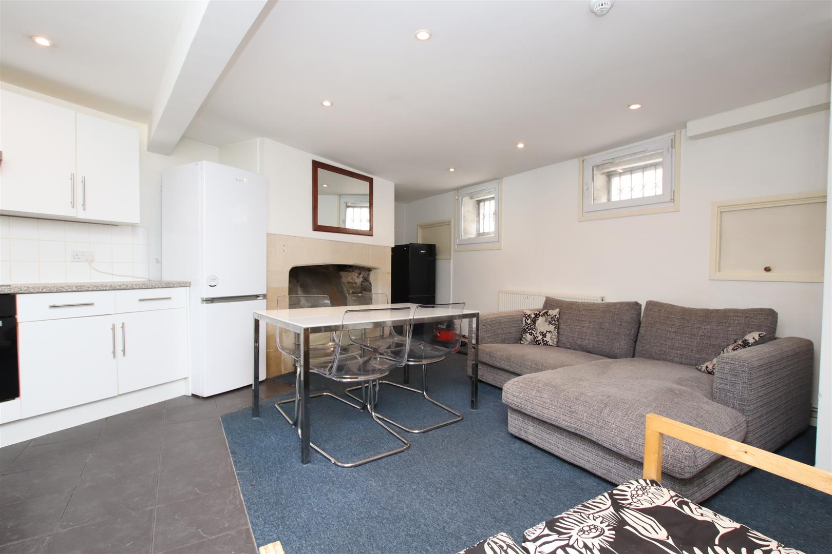 Guinea Lane, Bath, BA1